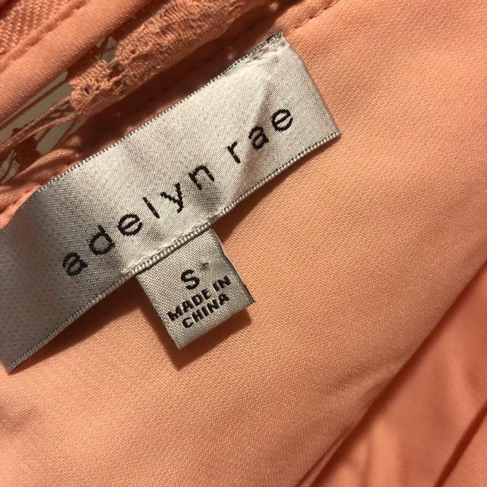Adelyn Rae Sheath Dress - Picture 7 of 7